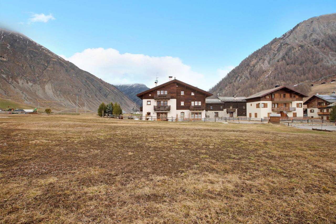 Chalet La Marinella Stella Alpina リヴィーニョ エクステリア 写真