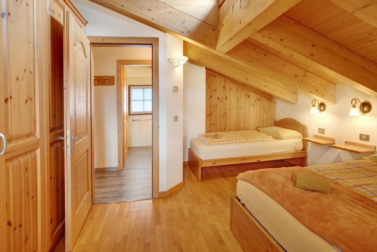 Chalet La Marinella Stella Alpina リヴィーニョ エクステリア 写真